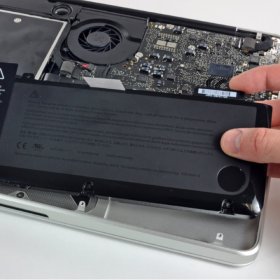 Заміна батареї MacBook Pro