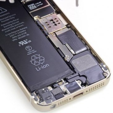 Що ховається всередині нового iPhone 5s